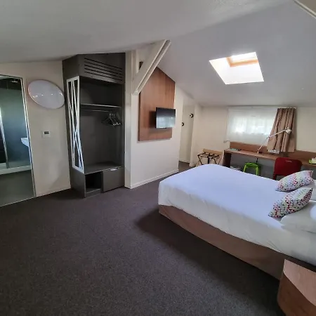 Campanile Toulouse - Aeroport فندق بلانياك