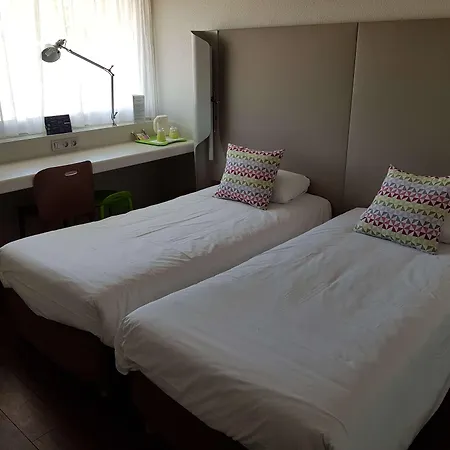 Campanile Toulouse - Aeroport 3* بلانياك