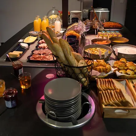 فندق Campanile Toulouse - Aeroport 3*