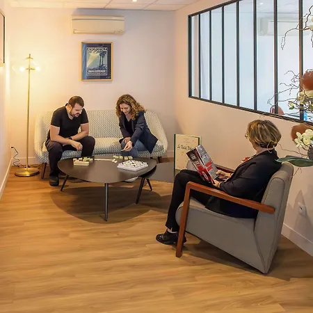 Campanile Toulouse - Aeroport 3* بلانياك