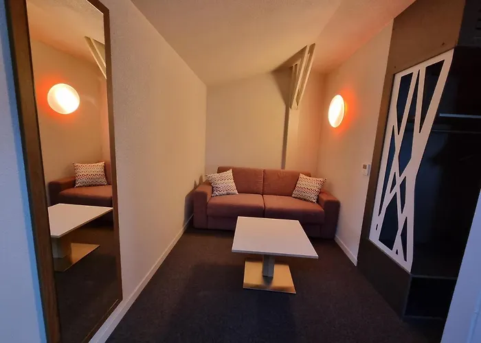 Campanile Toulouse - Aeroport Hotel 3*