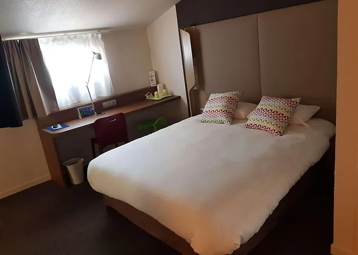 Hotel Campanile Toulouse - Aeroport 3*