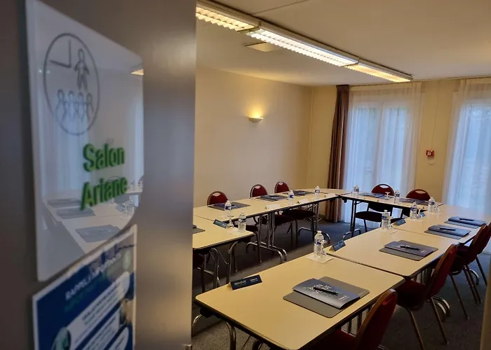 Hotel Campanile Toulouse - Aeroport