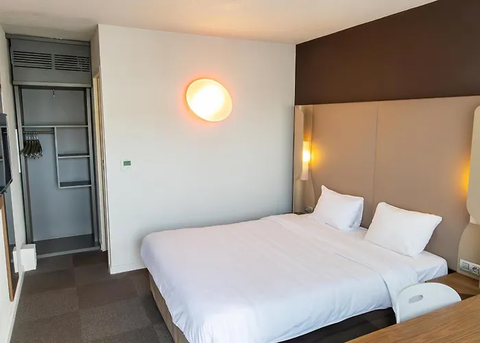 Hotel Campanile Toulouse - Aeroport 3*